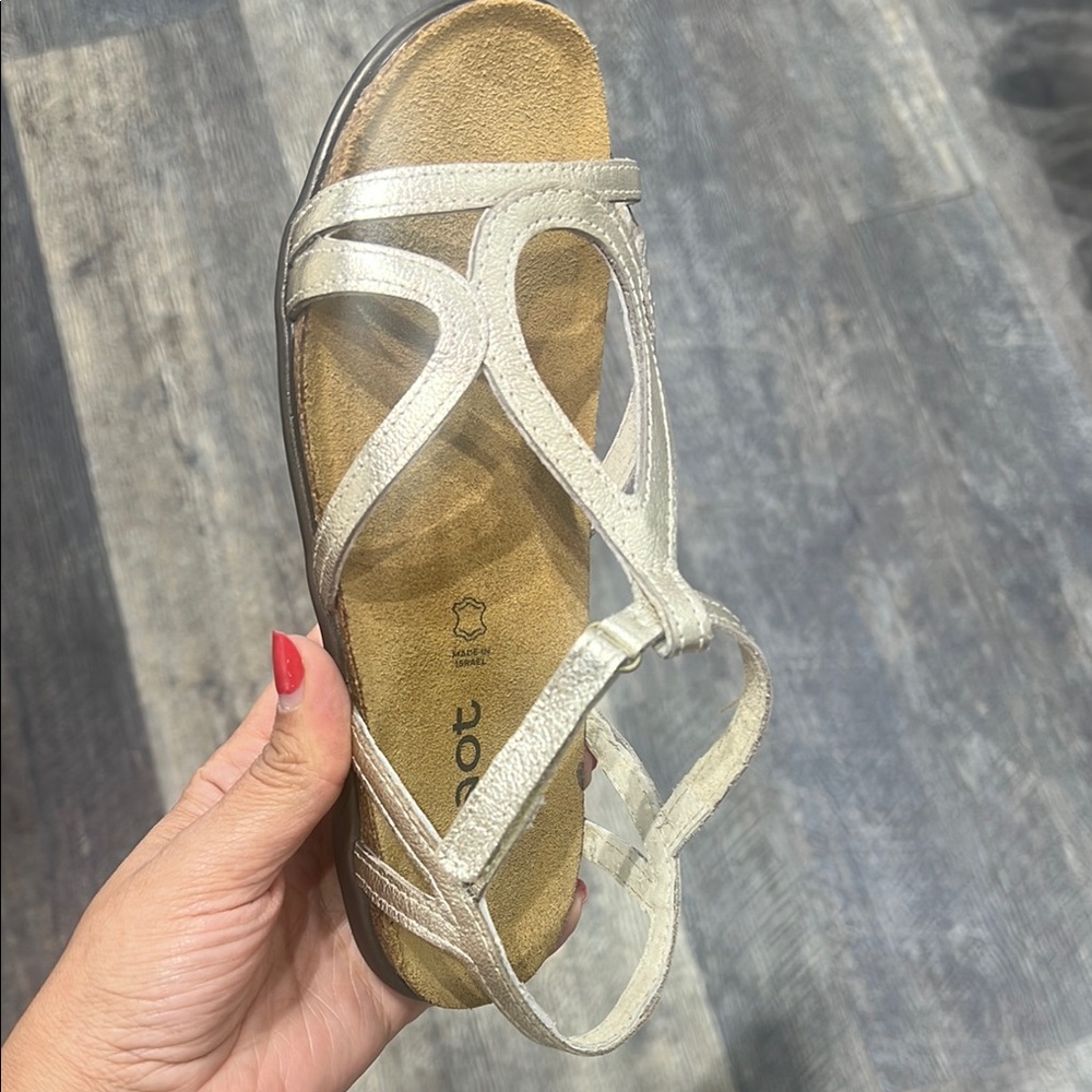 Women's Gold Sandals